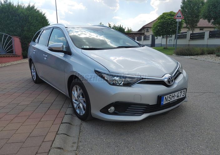 TOYOTA AURIS Touring Sports 1.6 D-4D Active MY17 Comfort