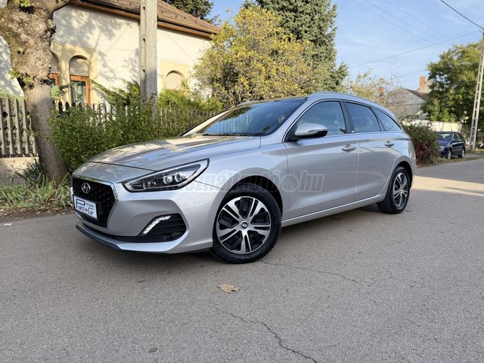 HYUNDAI I30 1.6 CRDi HP Premium MHEV DCT
