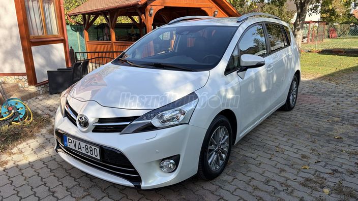 TOYOTA VERSO 1.6 D-4D Executive TSS [7 személy]