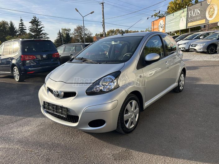 TOYOTA AYGO 1.0 Plusz AC