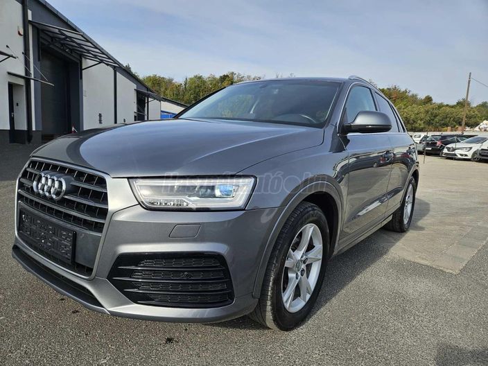 AUDI Q3 2.0 TDi Sport