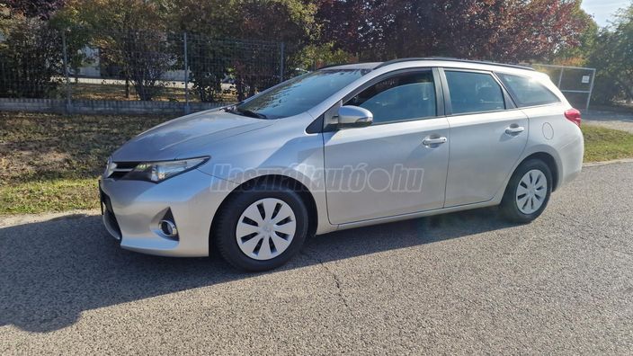 TOYOTA AURIS Touring Sports 1.33 Active Comfort