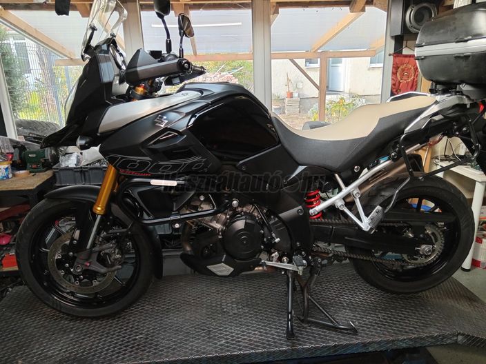 SUZUKI DL 1000