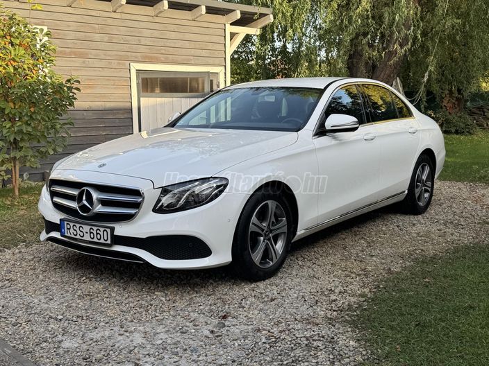 MERCEDES-BENZ E 200 4Matic 9G-TRONIC EQ Boost