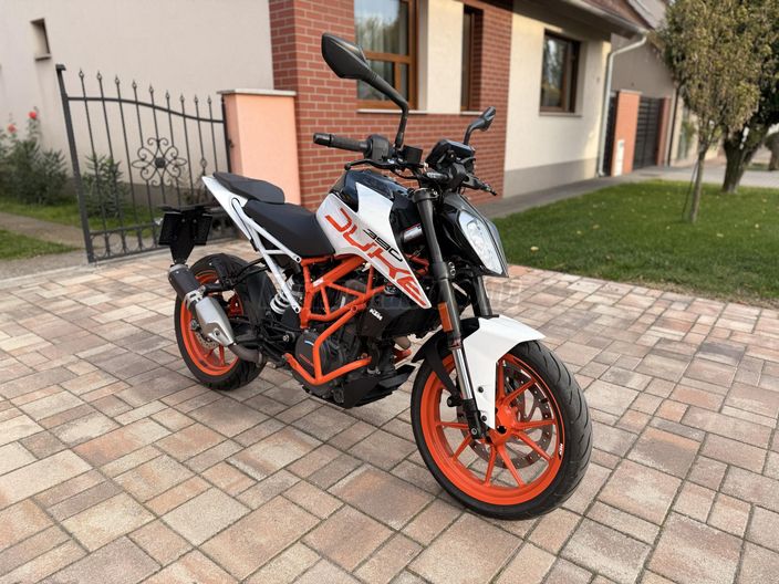 KTM 390 DUKE