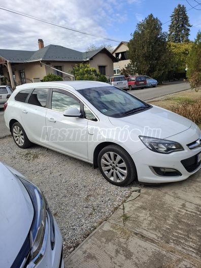 OPEL ASTRA J 1.6 Start-Stop Sport