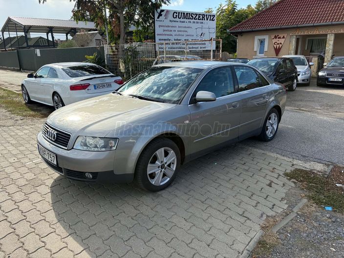 AUDI A4 1.6