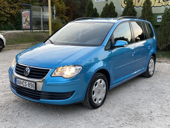 VOLKSWAGEN TOURAN 1.6 Trendline