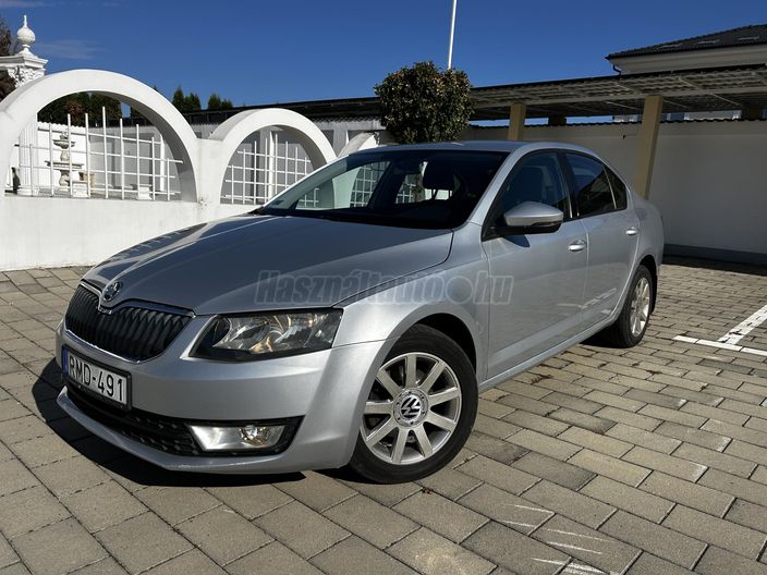 SKODA OCTAVIA 2.0 CR TDI Elegance DSG