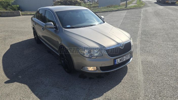 SKODA SUPERB 1.9 PD TDi Elegance