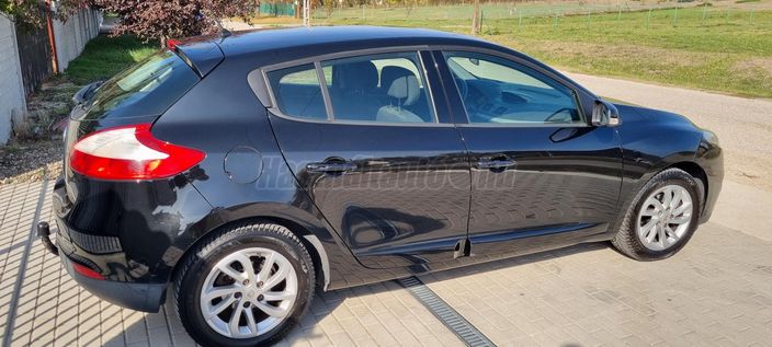 RENAULT MEGANE 1.6 Advantage