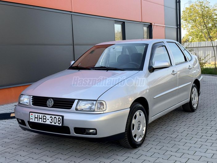 VOLKSWAGEN POLO 1.4 60