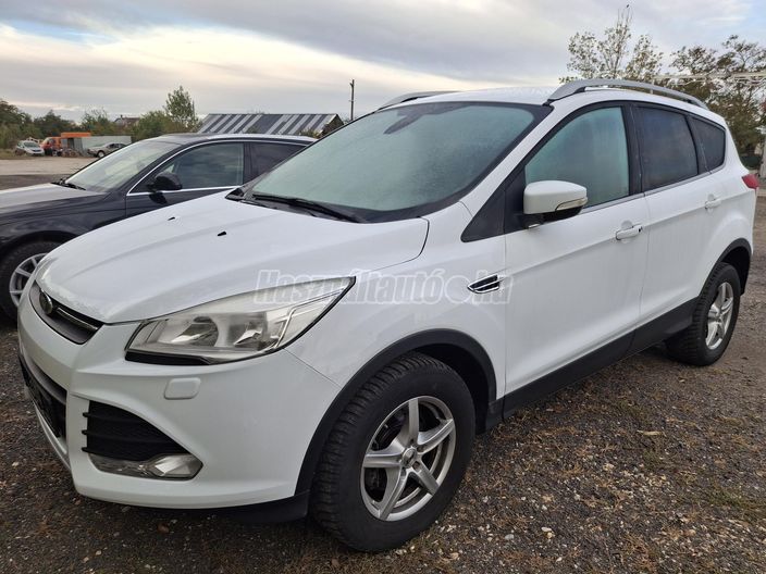 FORD KUGA 1.6 EcoBoost Titanium 2WD