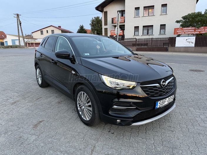 OPEL GRANDLAND X 1.2 T Business Edition (Automata)