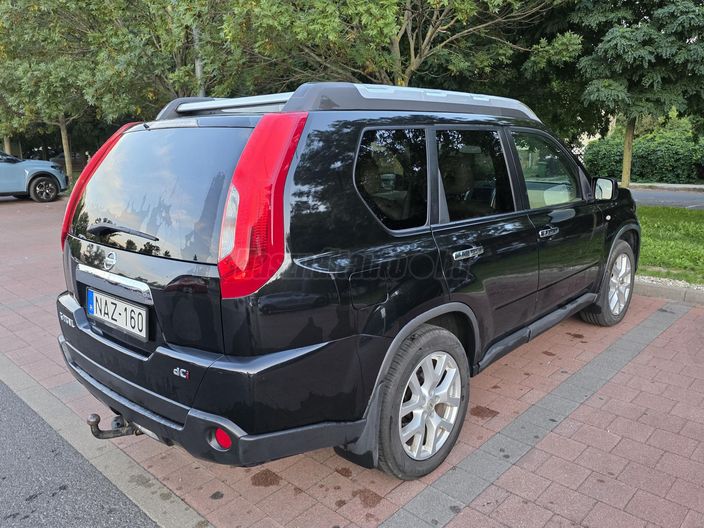 NISSAN X-TRAIL 2.0 dCi LE Platinum