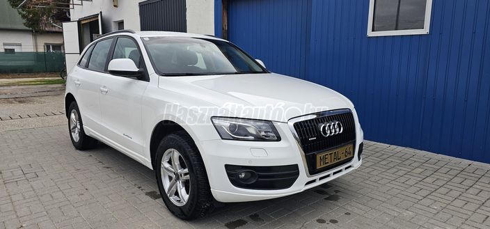 AUDI Q5 3.0 TDI DPF quattro S-tronic