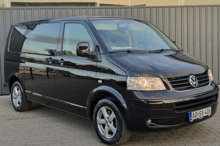 VOLKSWAGEN TRANSPORTER T5 2.5 TDI Multivan Highline Tiptronic