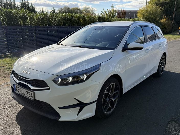 KIA CEE'D Ceed SW 1.5 T-GDI Platinum