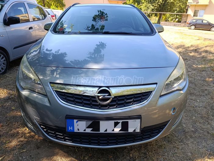 OPEL ASTRA J 1.4 T LPG Sport