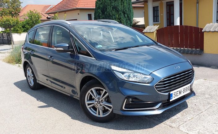 FORD S-MAX 2.0 EcoBlue Titanium (Automata) [7 személy]