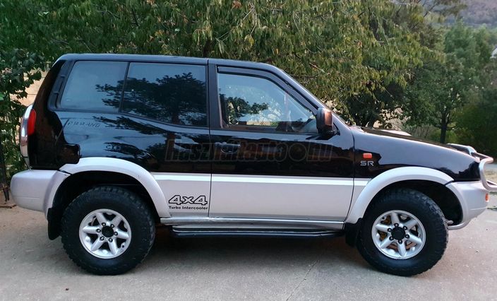NISSAN TERRANO II 2.7 TDI SR