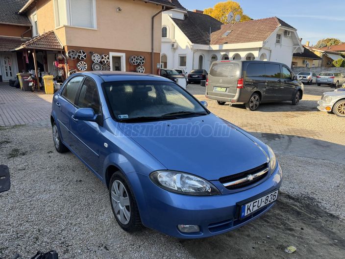 CHEVROLET LACETTI 1.4 16V Star AC