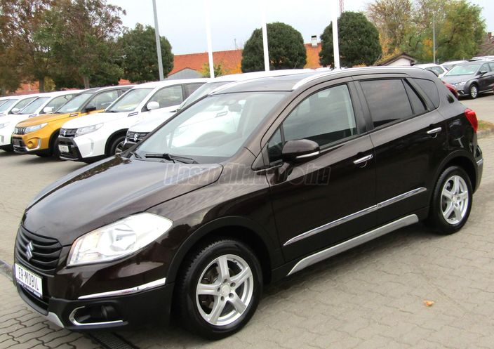 SUZUKI SX4 S-CROSS 1.6 GLX napfénytető, EASS