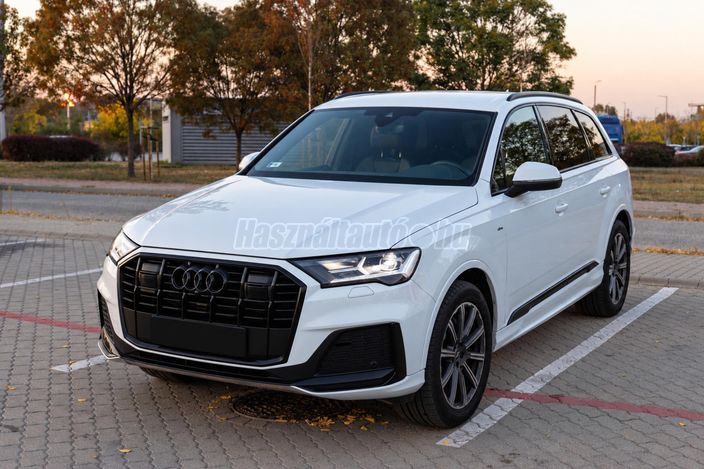 AUDI Q7 50 TDI S line quattro Tiptronic ic [7 személy]