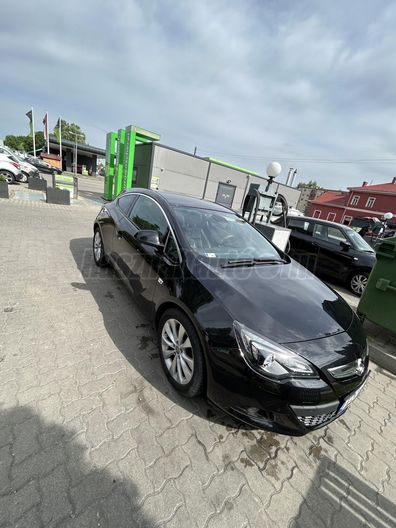 OPEL ASTRA J GTC 2.0 CDTI Start-Stop