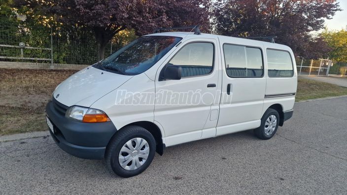 TOYOTA HIACE 2.4 D Combi