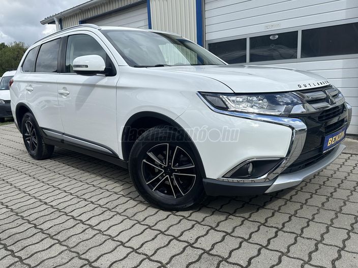 MITSUBISHI OUTLANDER 2.0 MIVEC Inform