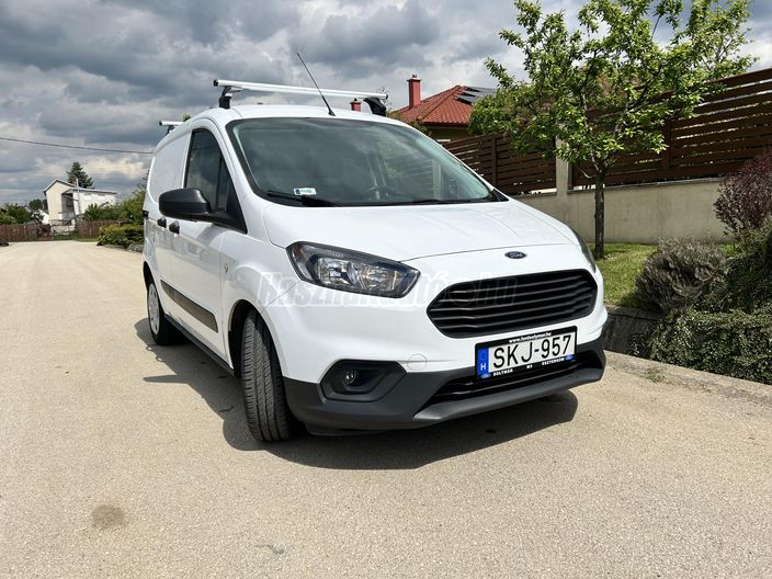 FORD COURIER Tourneo 1.5 TDCi Titanium