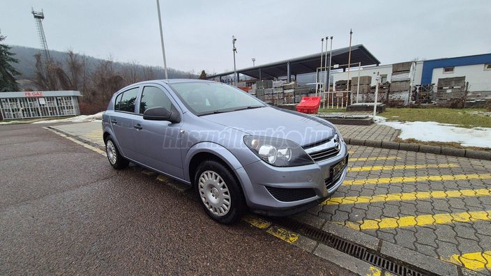 OPEL ASTRA H 1.4 Essentia