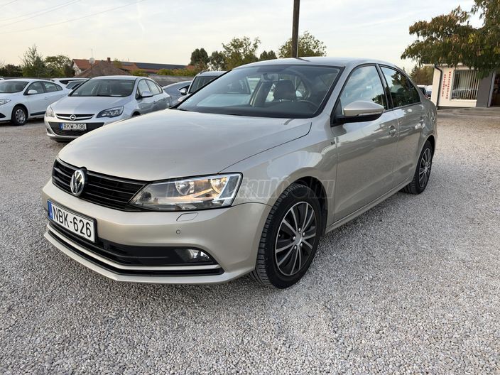 VOLKSWAGEN JETTA VI 1.4 TSI BMT Comfortline