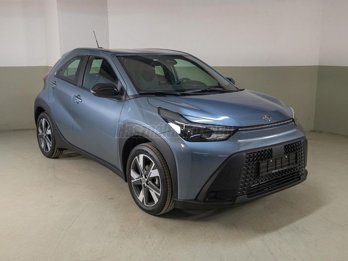 TOYOTA AYGO X 1.5 Hybrid Comfort e-CVT