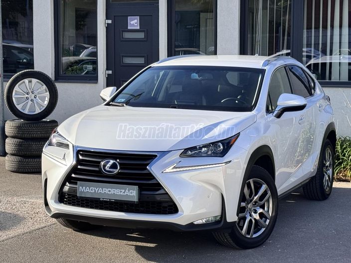 LEXUS NX 300h Executive Special Edition CVT