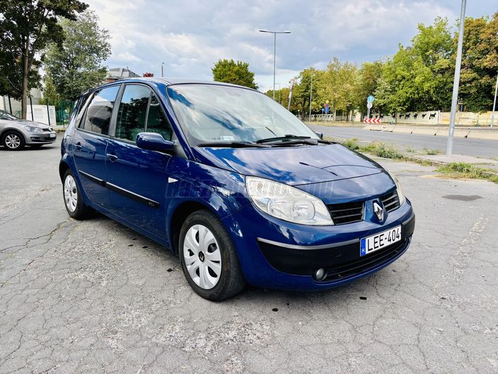 RENAULT SCENIC Grand Scénic 1.5 dCi Authentique
