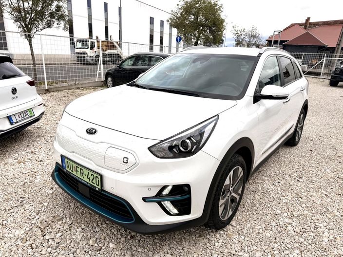 KIA NIRO e-Niro 64kWh Platinum