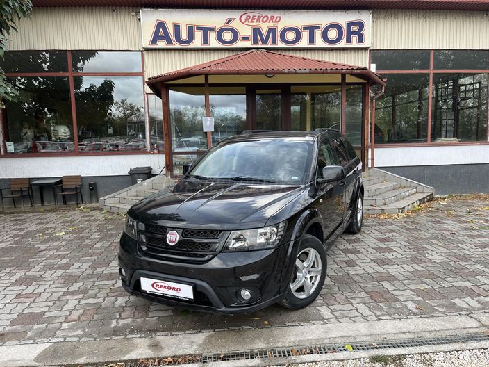 FIAT FREEMONT 2.0 Mjet Lounge 4x4 (Automata) (7 személyes )