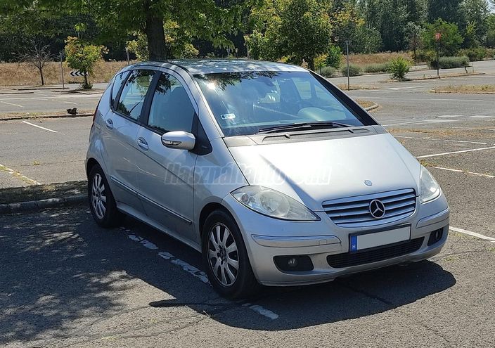 MERCEDES-BENZ A 200 Elegance