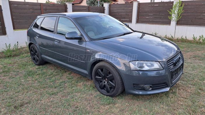 AUDI A3 2.0 TDI Attraction DPF quattro