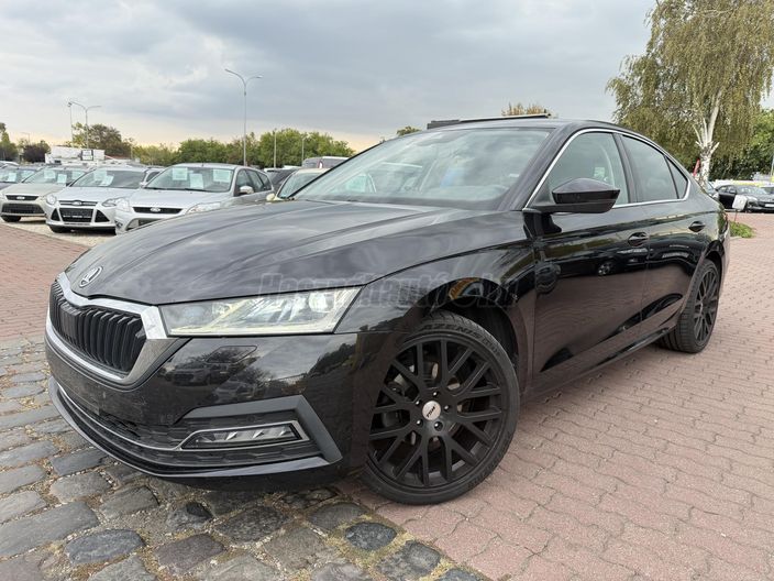 SKODA OCTAVIA 1.5 TSI ACT Perfect