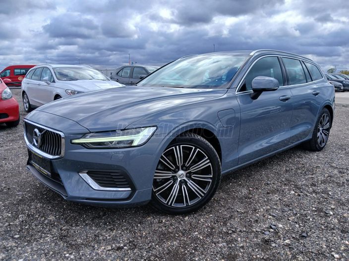 VOLVO V60 2.0 [T6] Recharge Inscription Expression AWD Geartronic