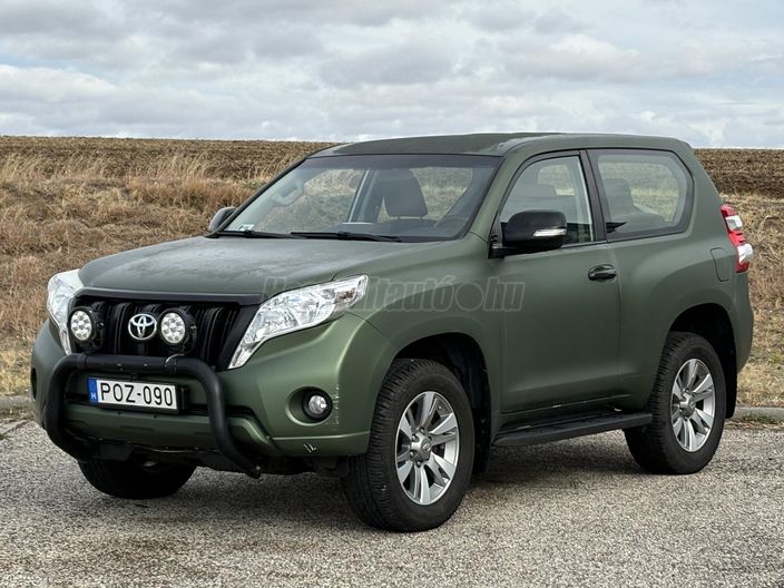 TOYOTA LAND CRUISER Prado 3.0 D-4D Prestige Navi (Automata)