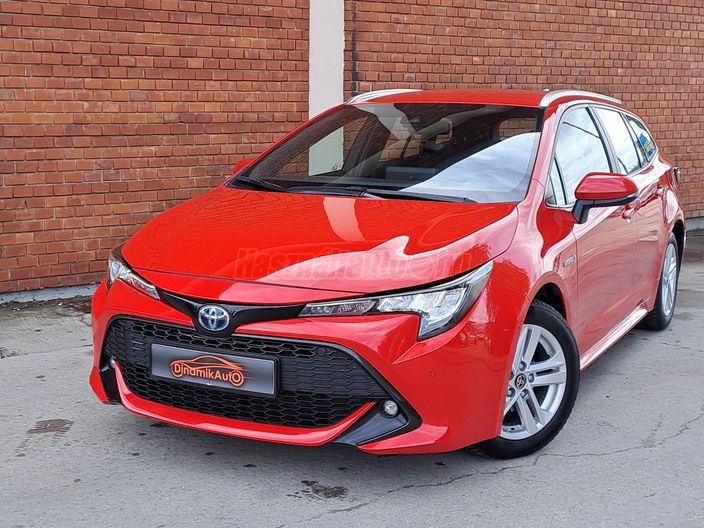 TOYOTA COROLLA Touring Sports 1.8 Hybrid Comfort Tech e-CVT