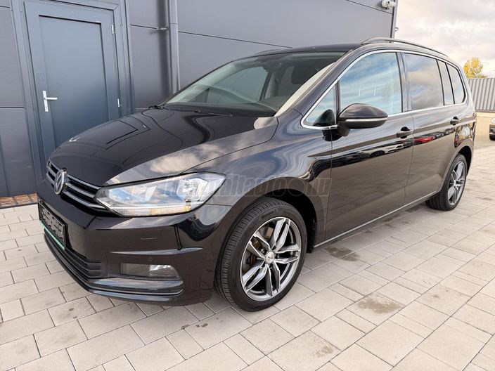 VOLKSWAGEN TOURAN 1.6 TDI BMT SCR Comfortline DSG [7 személy]