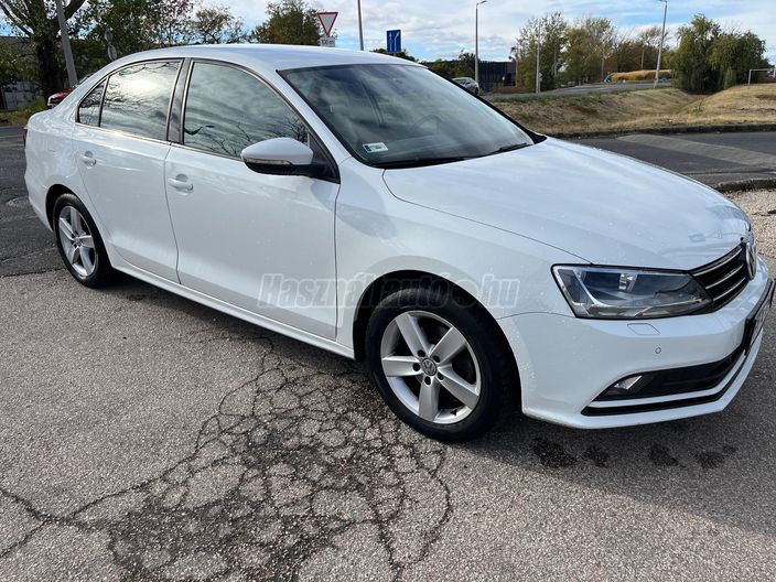 VOLKSWAGEN JETTA 1.4 TSI BMT Comfortline