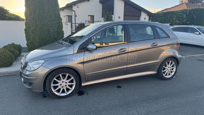 MERCEDES-BENZ B-OSZTÁLY B 180 CDI