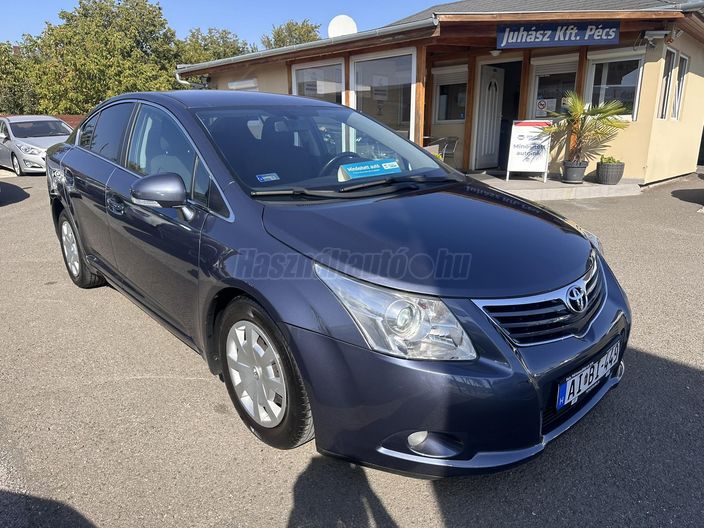 TOYOTA AVENSIS 1.8 Sol