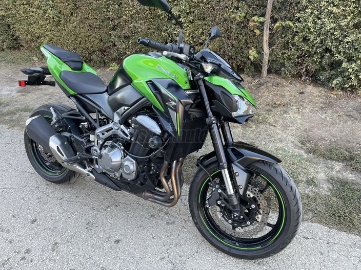 KAWASAKI Z 900